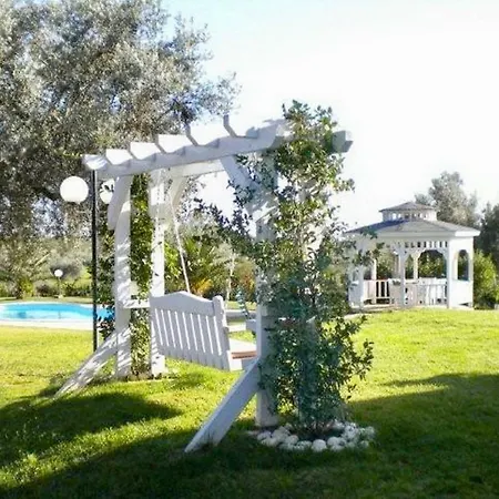 Hidden Peaceful In Evia! Feriehus *