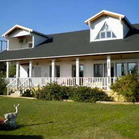 Hidden Peaceful In Evia! Feriehus