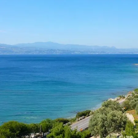 Hidden Peaceful In Evia! Feriehus Amarynthos